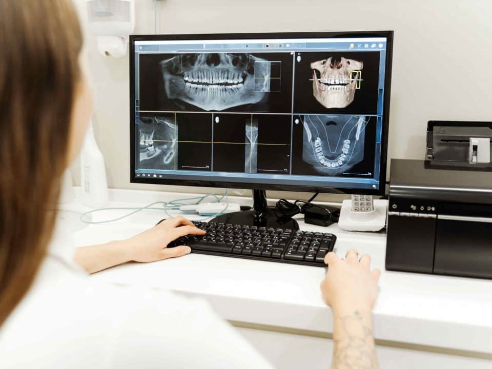 radiologie și tomografie dentară Ploiești