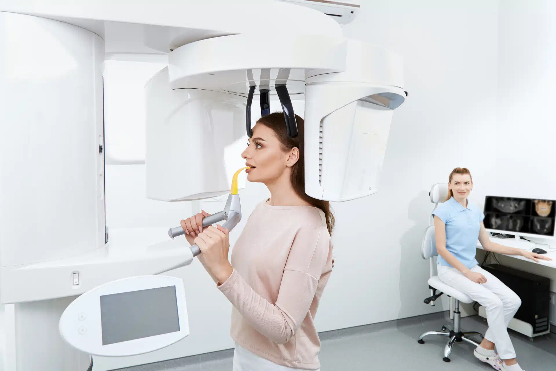 tomografie dentară la DigiRay